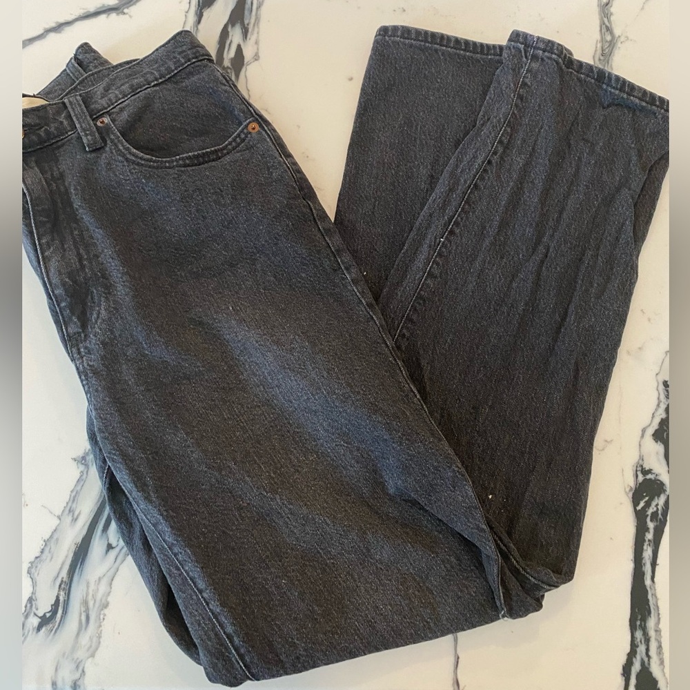 Universal Thread High Rise 90s straight jean size 8R